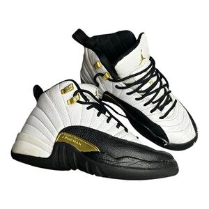 Nike Jordan Royalty Taxi 12s sz 4Y